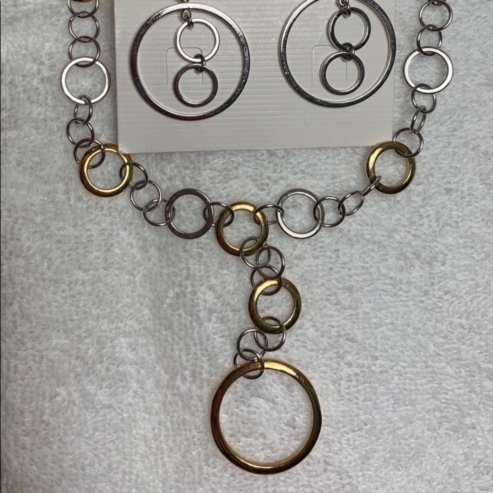 Jewelry - Picture 2 of 2